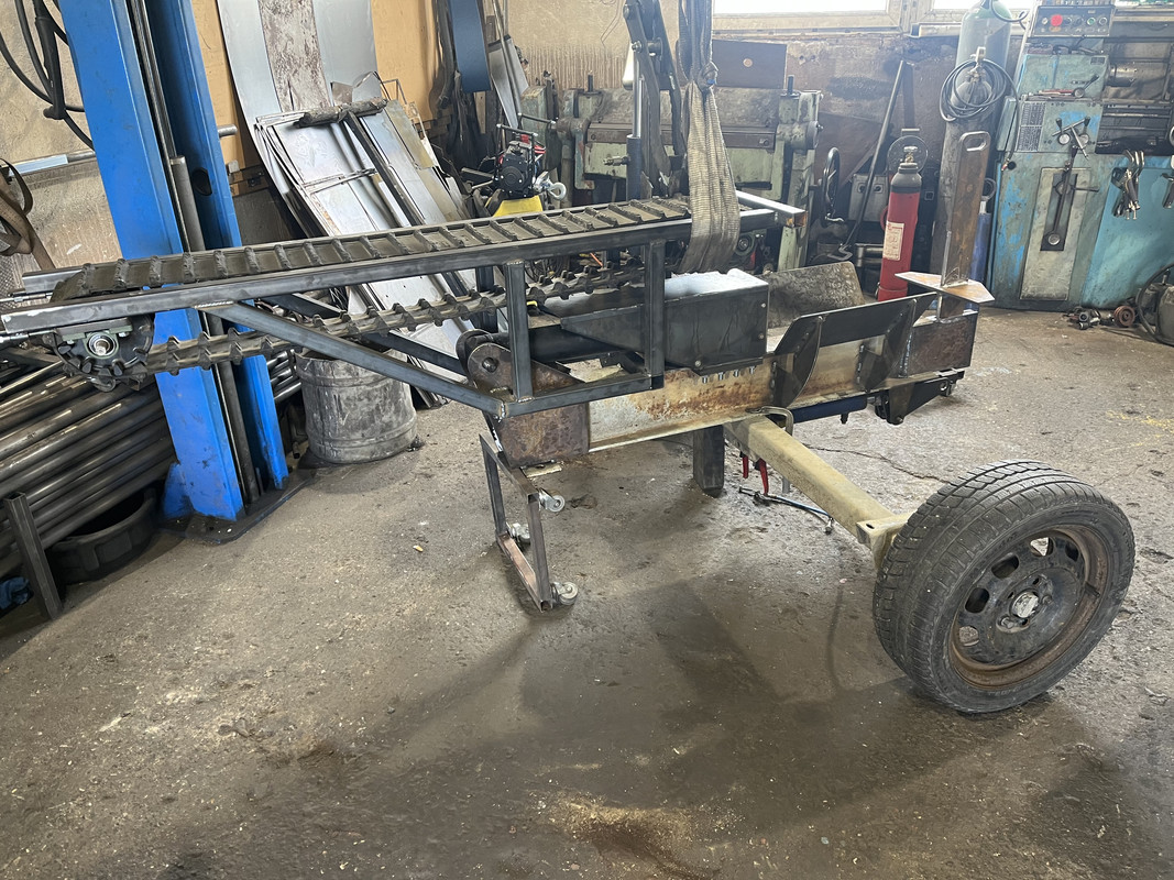 A953C31F-8D81-476D-8C26-ED9B0A4D5DFB