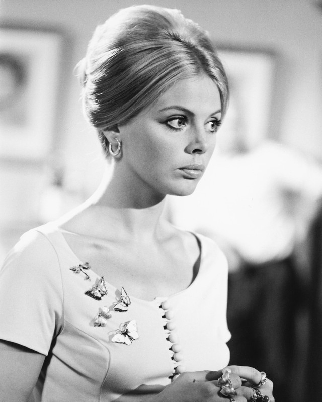 Britt_Ekland_mc73