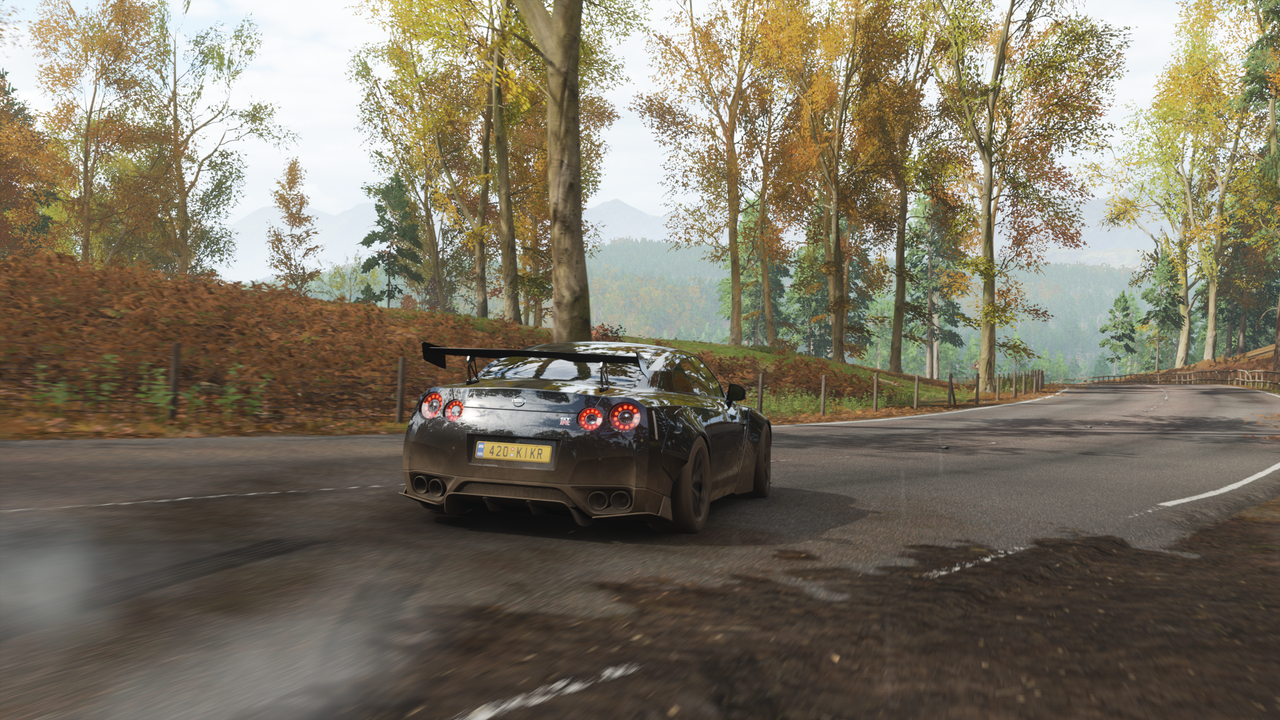 Nissan R35 dirty drift