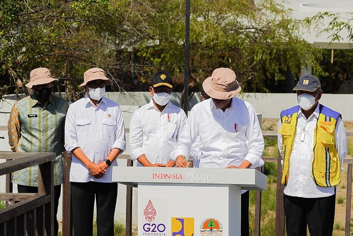 Sandiaga Uno seusai mendampingi kunjungan kerja Presiden Joko Widodo di Labuan Bajo, Manggarai Barat, Nusa Tenggara Timur, Kamis (21/7/2022).