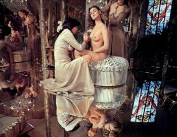 Кадр_из_фильма_«История_О»_(1975)