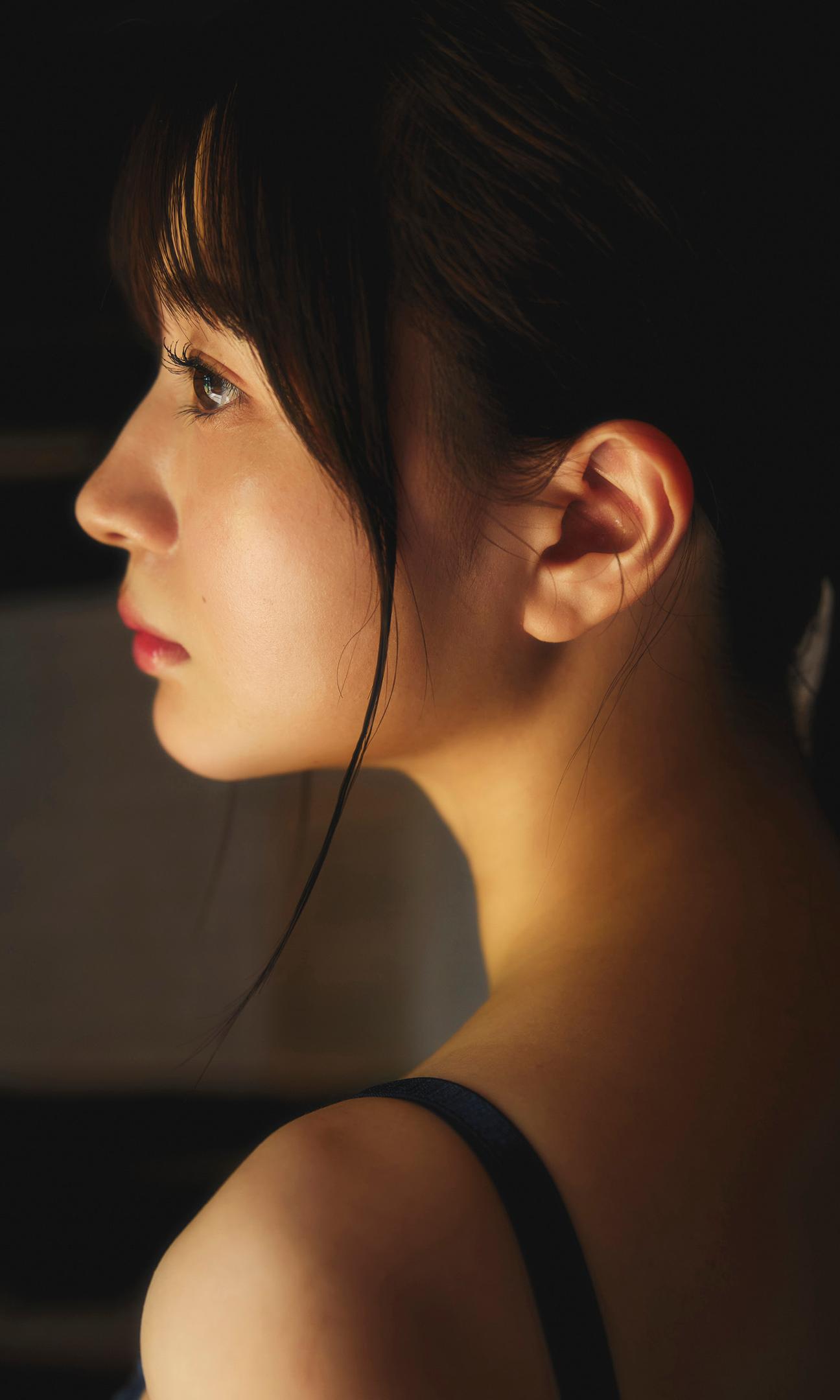 江籠裕奈 NO.001「Light＆Shadow」 33