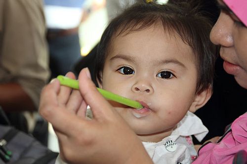 Nurul Iman anak saudara puan Bee pun merasai air soya