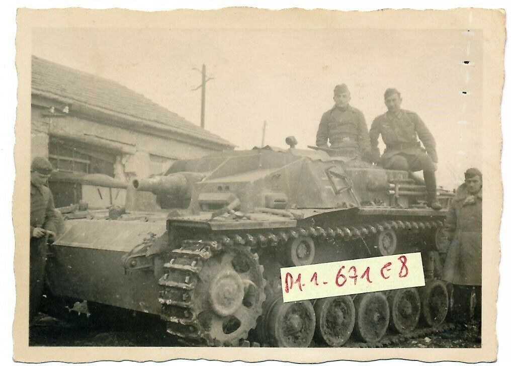 Sturmgeschütz StuG III Model B 7,5cm kurz auf d. KRIM 1942 !