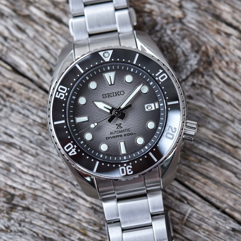 2022-Update-Seiko-Prospex-Sumo-Diver-Automatic-200m-Ceramic-SPB323J1-hands-on-review-5