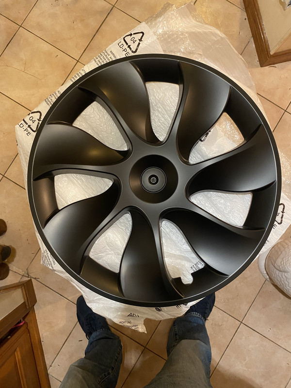 280B46A0-0B30-479E-A53D-167C78618777