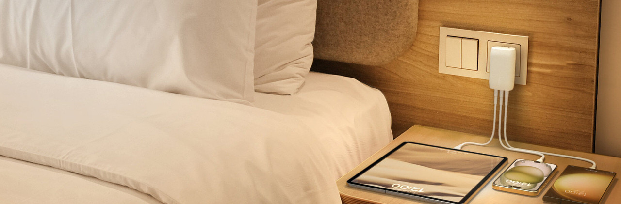 Cargador de pared Belkin 67W de 3 puertos USB-C.