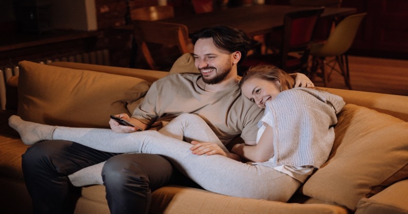 Hotel policies for unmarried couples in Dubai