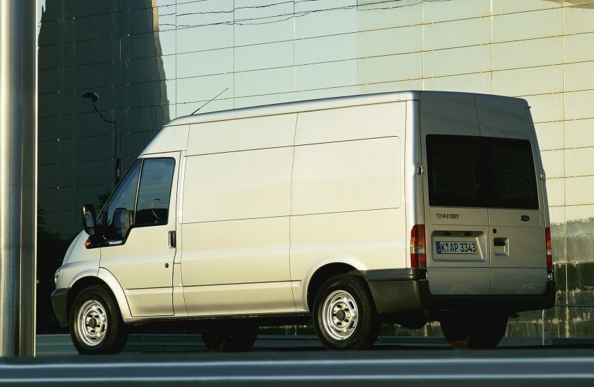 Ford-Transit Van V