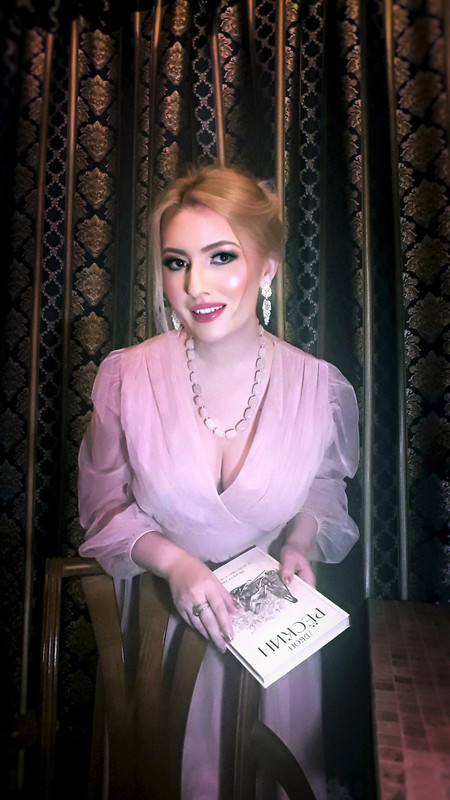 Актриса и пианистка Валерия Корнеева (5)