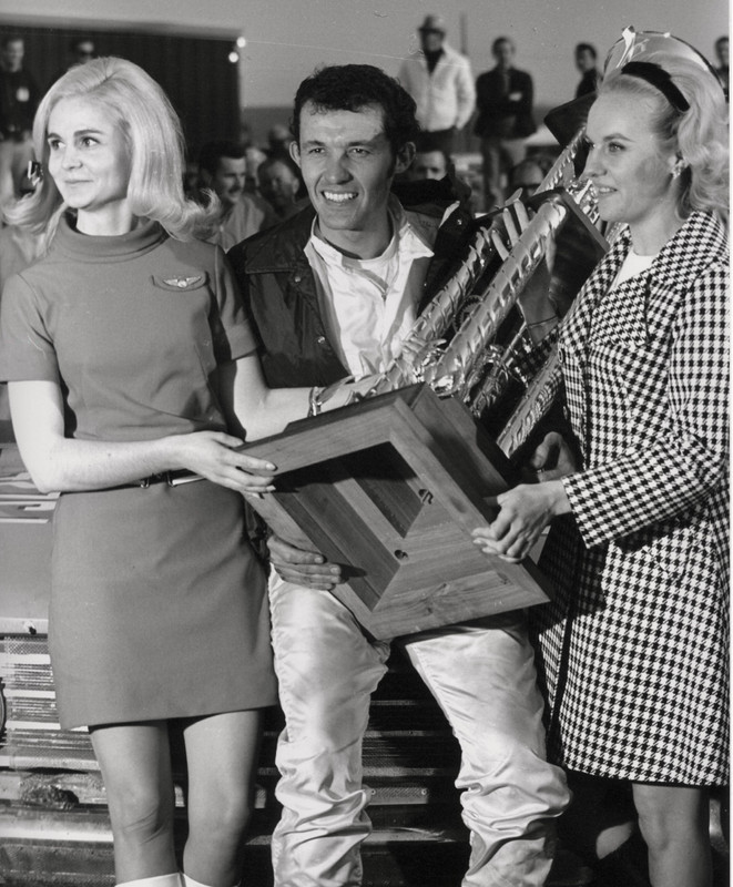 F9651546-BFBB-4E5A-8BE5-1B0BC7268402