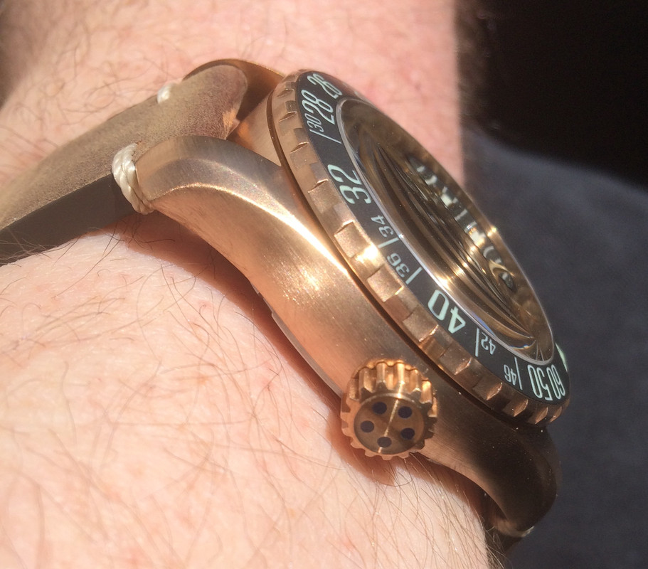 7E5EC1EB-80A9-4B9D-B159-628CFCCACD99