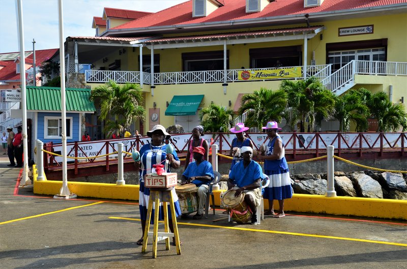 CRUCERO CARIBEÑO CON MSC OPERA-SEPTIEMBRE-2017 - Blogs de Cruceros y Mares - ISLA DE ROATAN-13-9-2017-HONDURAS (12)