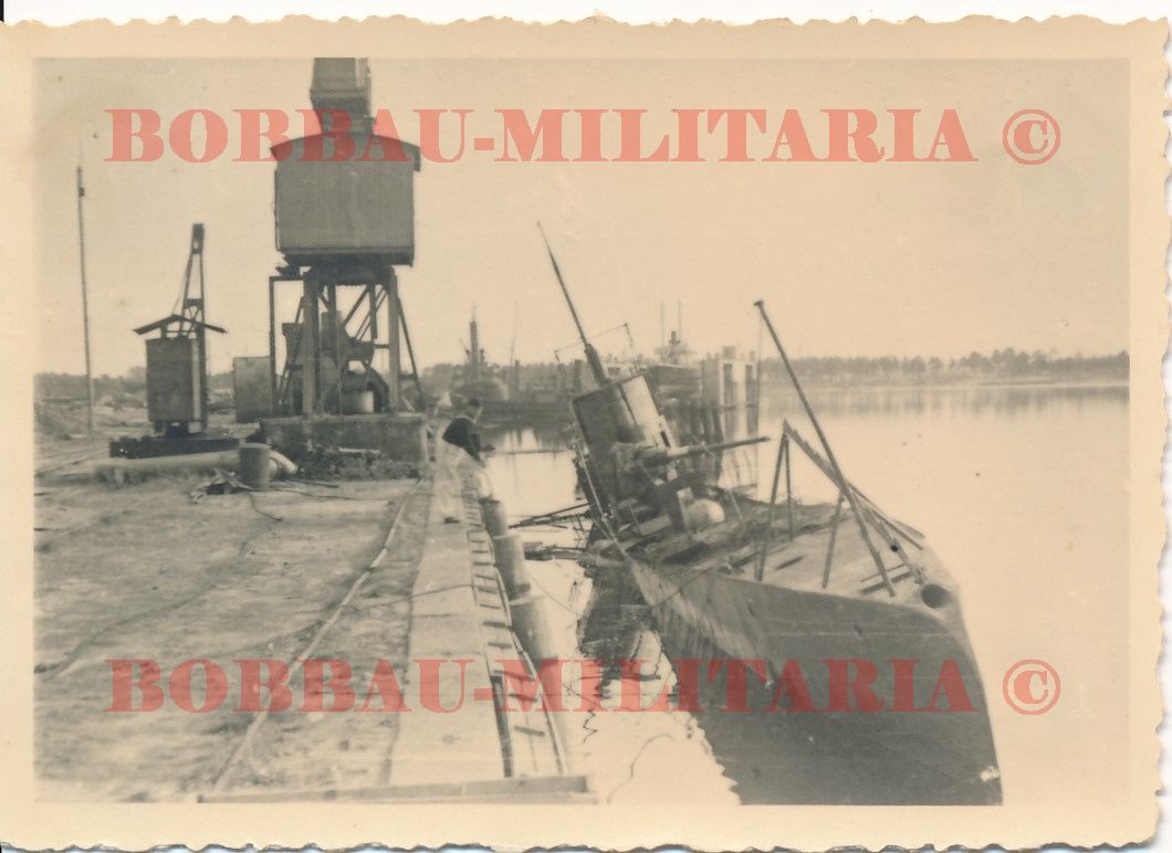 Hafen von Libau Liepāja Lettland russisches U-Boot submarine Beu