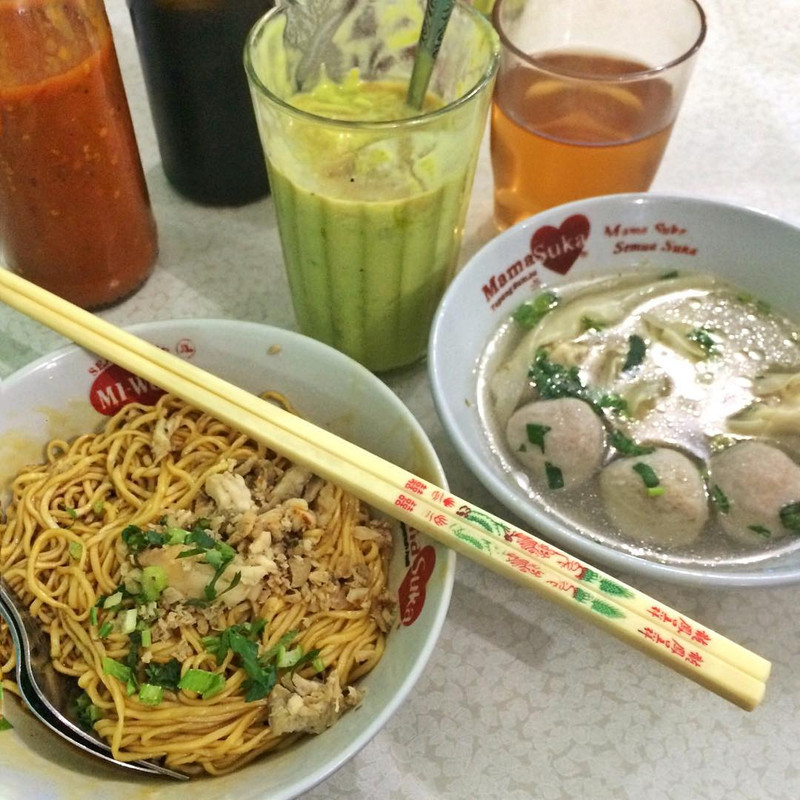 Mie Yamin RM Linggar Jati.