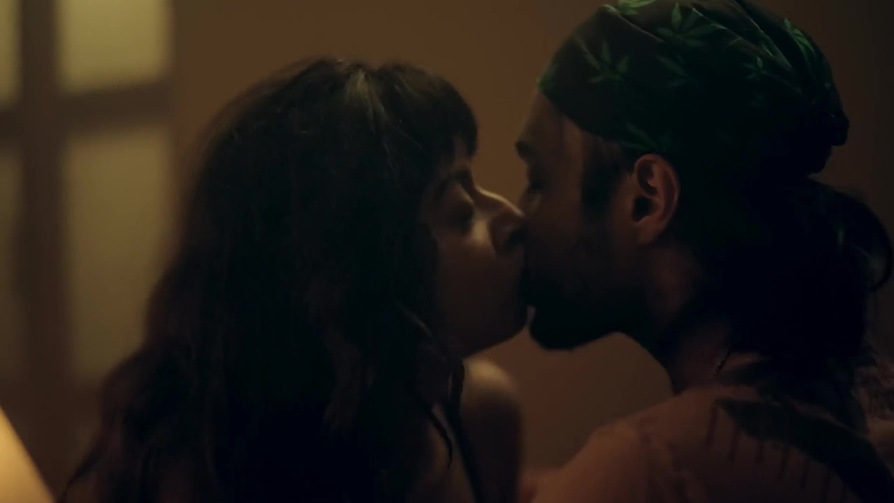 vlcsnap 2025 11 03 23h42m54s380