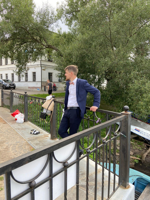 1F0D6C30-816F-4DCE-9F72-13FB50161C04