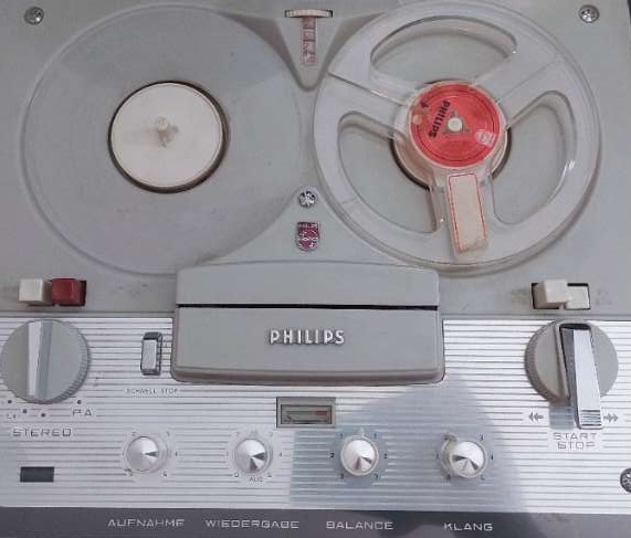 [Bild: Philips-Tonbandgera-t.jpg]