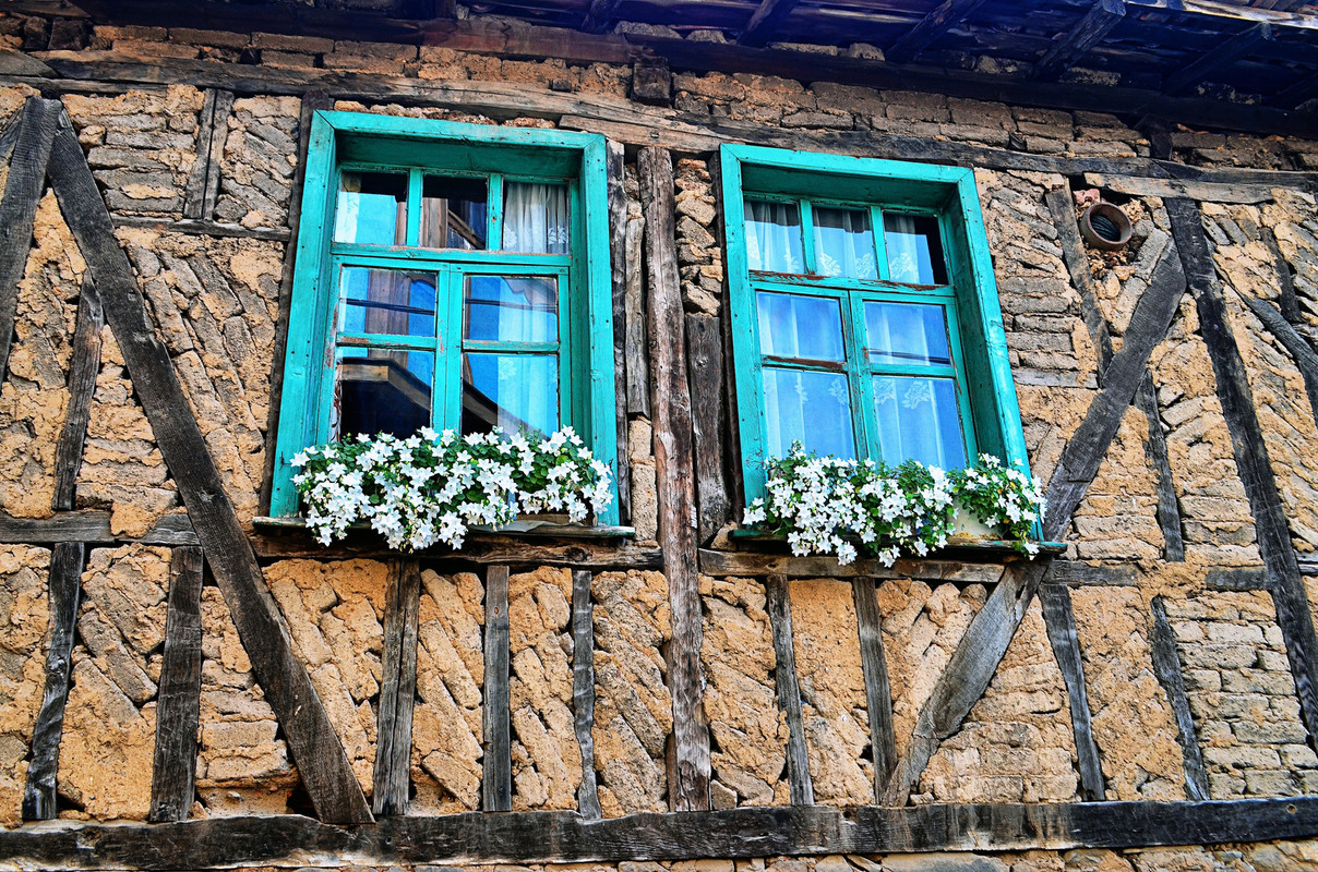 turquoise-windows.jpg