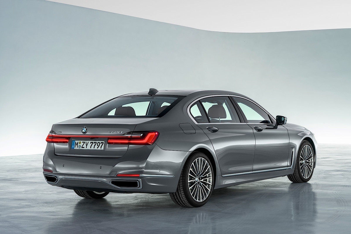 2020 BMW 7 Series (36)