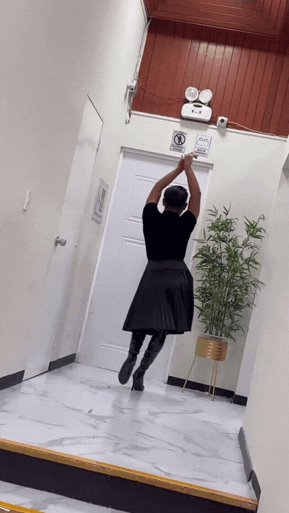 GIF-20240827-223953-263.gif