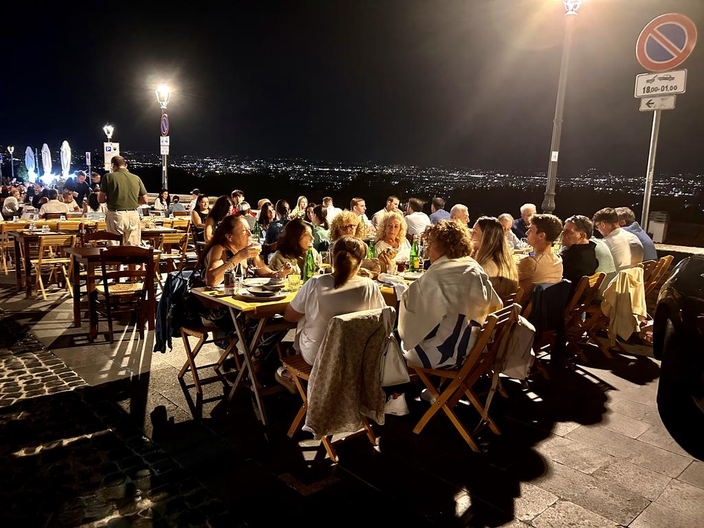 Жаркий сентябрь на побережье Тирренского моря. Жаркий сентябрь на побережье Тирренского моря.
