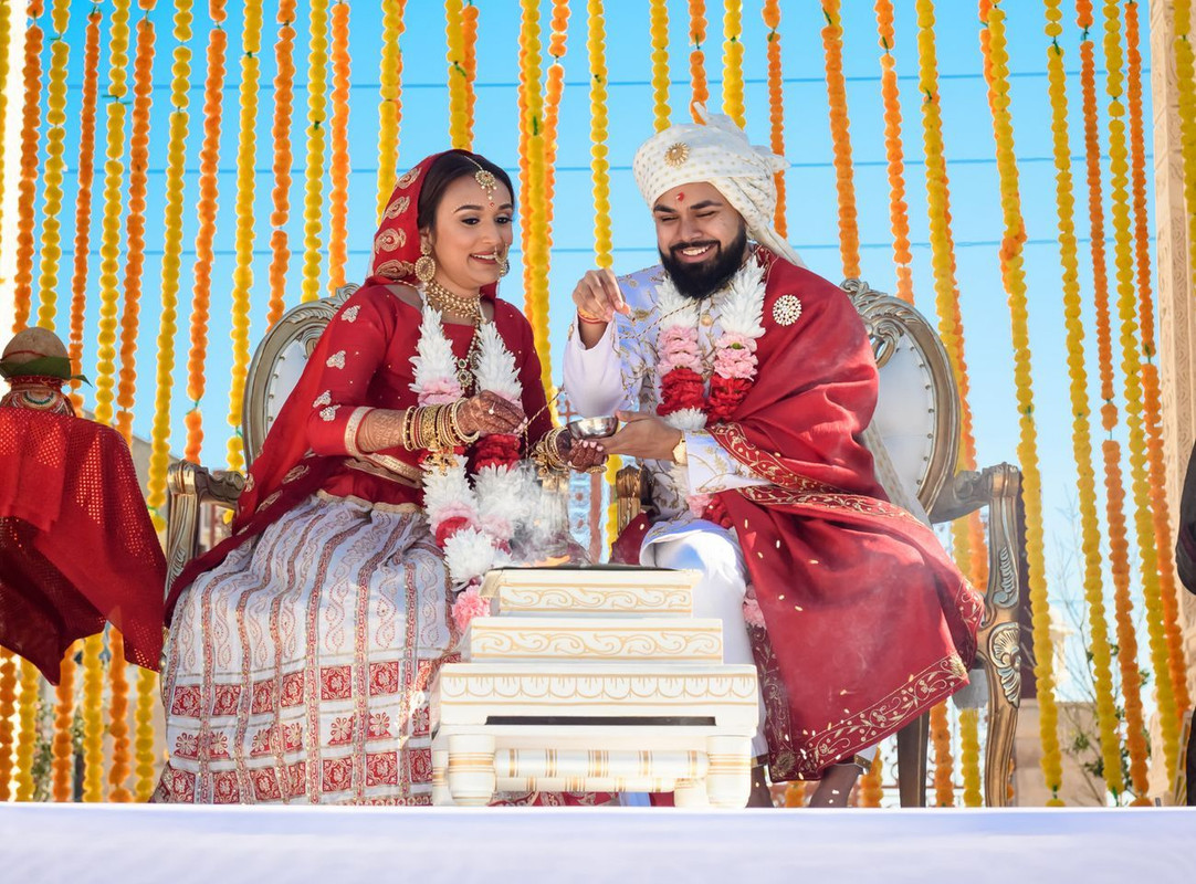 Indian Temple Pre Wedding Photography-Best Wedding Photographer India