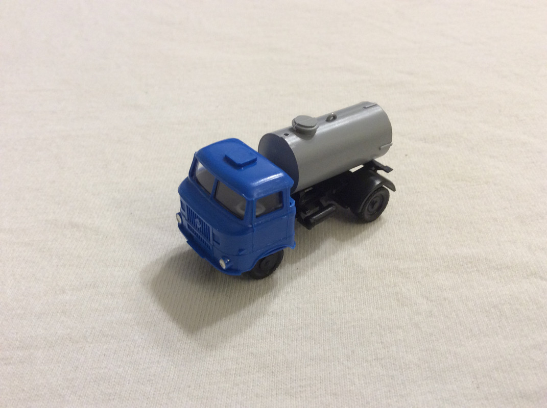 6BC58113-6424-4DB8-920A-689DAE572389