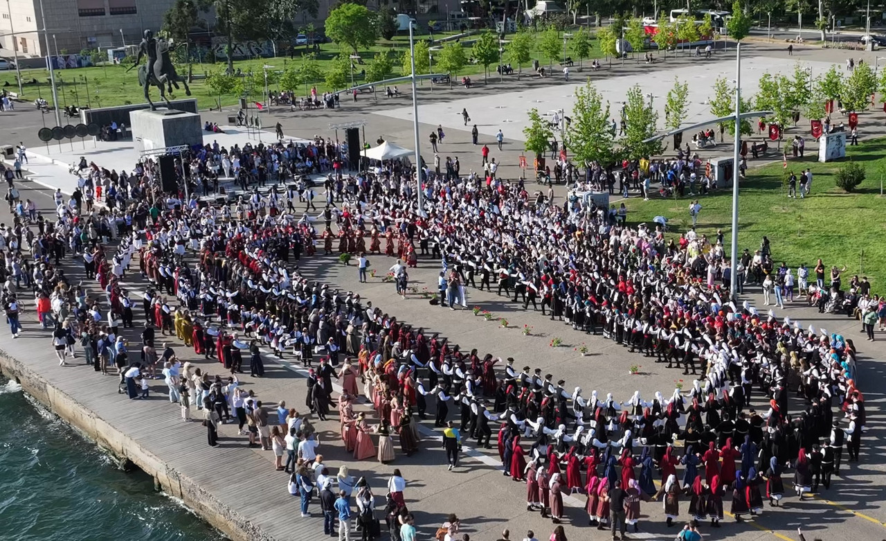 494966965-714000231273624-1507532020014653900-n