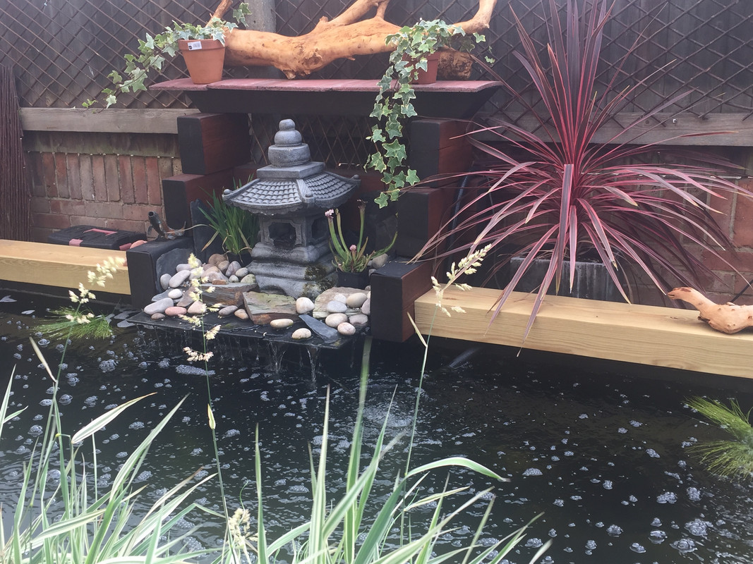 8B943EC9-7F84-43C1-A2DA-B3F6E7DB3FA8