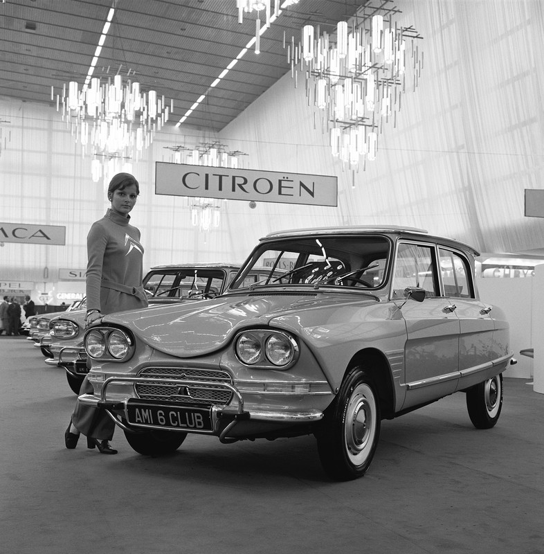 Citroen_AMI6_-®Citroen_Communication_DR_1