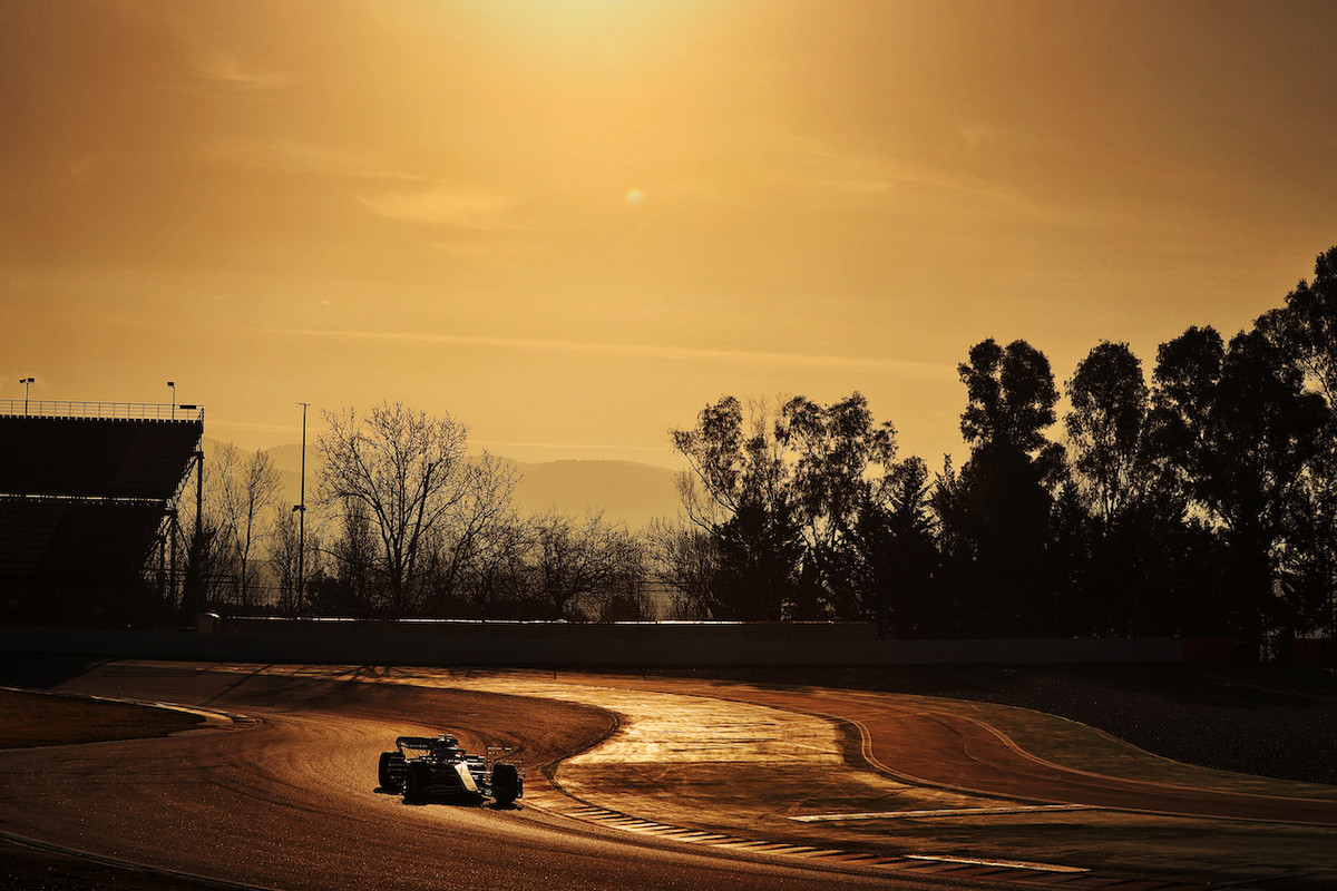 [Imagen: f1-test-barcellona-day-2-gallery-fotografica-8.jpg]