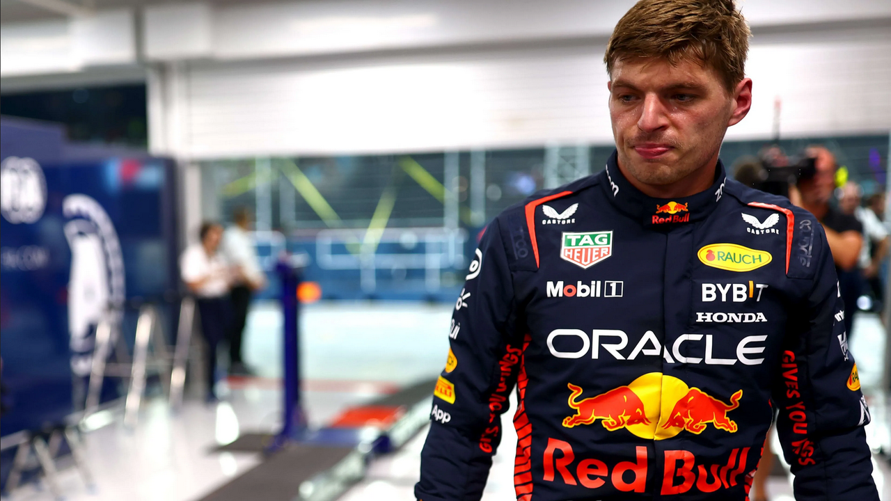 Verstappen exhibe a su equipo tras hacerle pasar vergüenza en Singapur