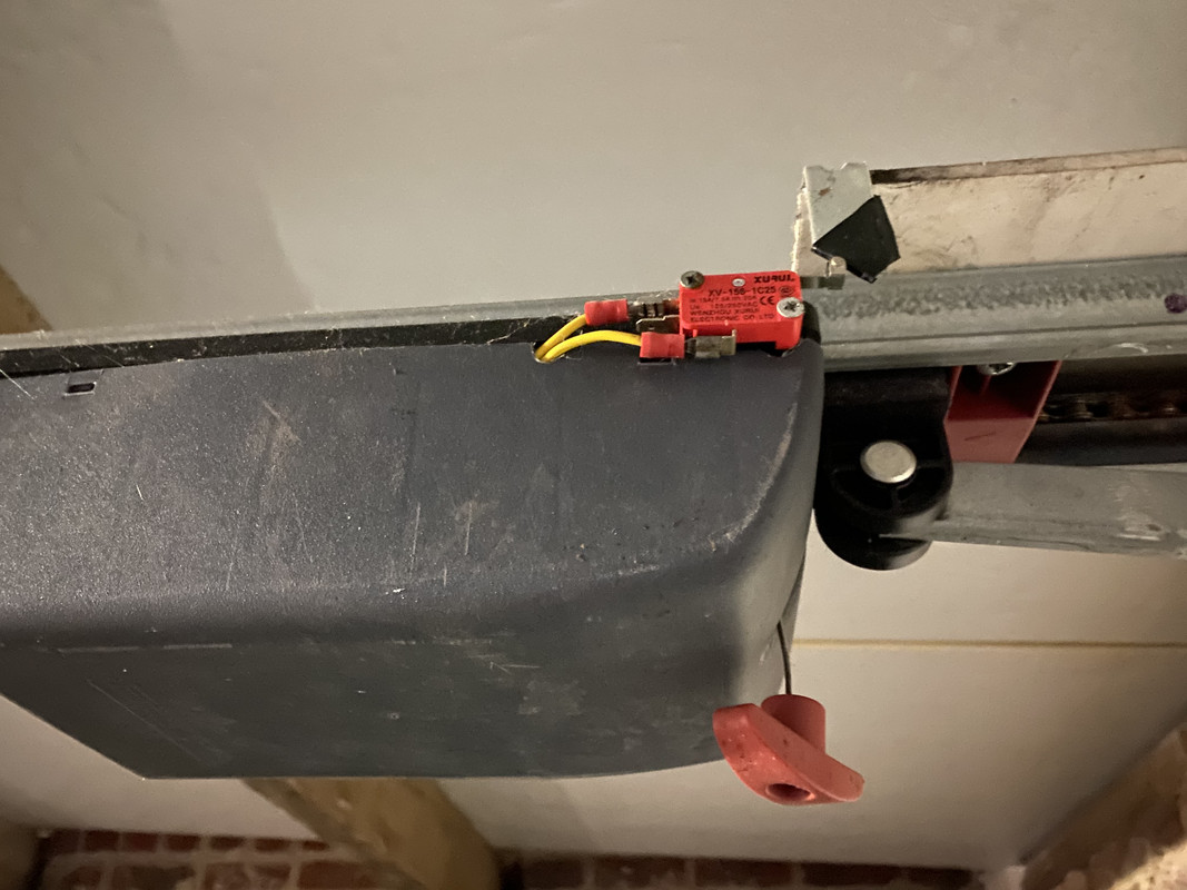3-AF91-CD3-C9-F6-4011-AC2-E-5982-A2-B6-D02-F.jpg
