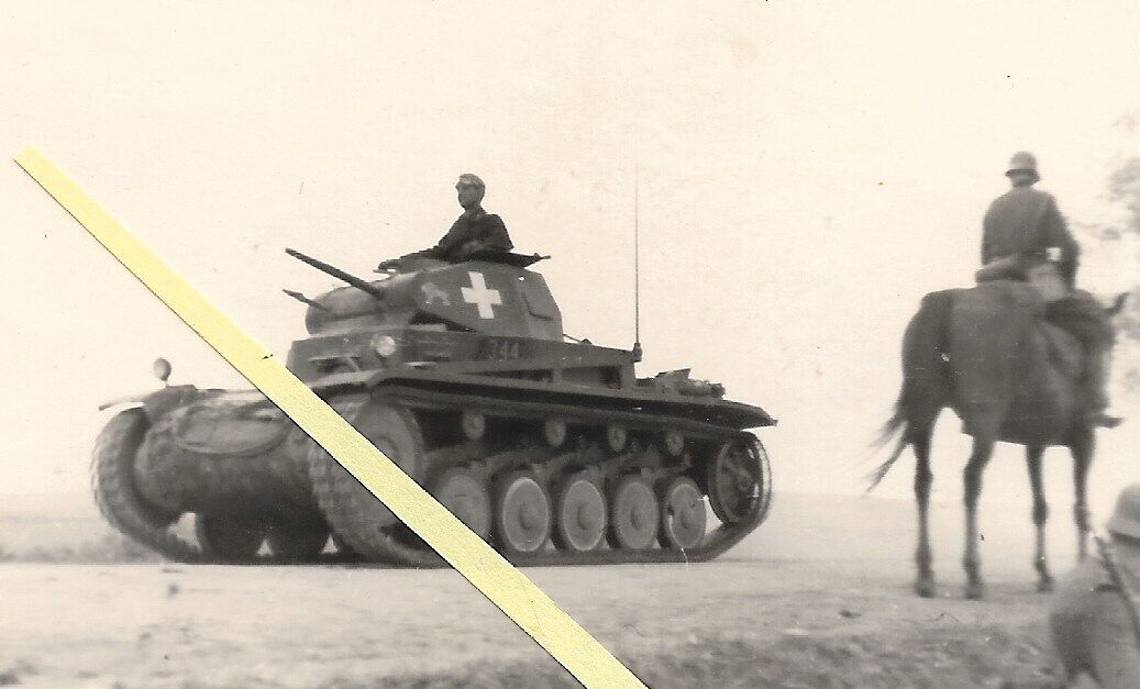 Polen 1939 deut.Panzer 1 mit Div. Abzeichen Löwe !