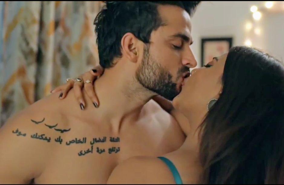 Cute indian girl romance kissing exclusive viral video