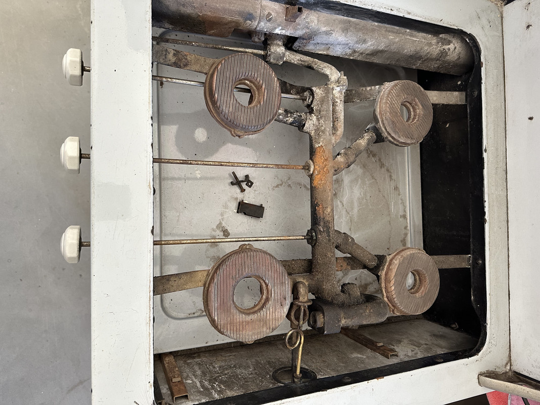 B2C89C9F-12E3-42E3-9C7F-8C5D38358862