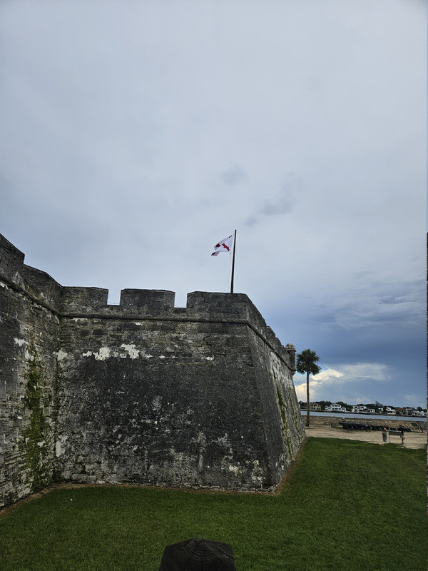 fort. fort.