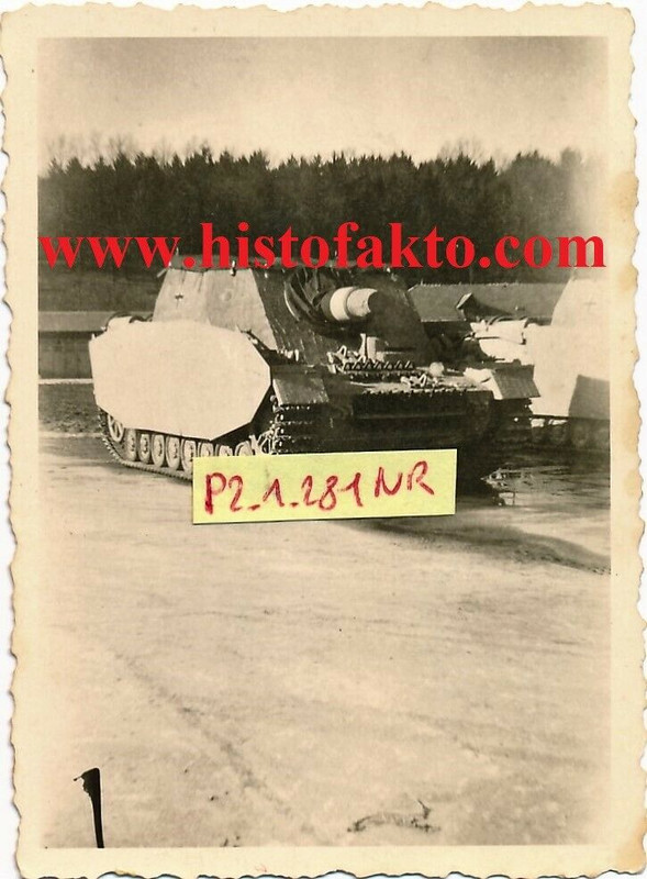 Sturmgeschütz STURMPANZER IV Brummbär vor kurzem geliefert Sturm