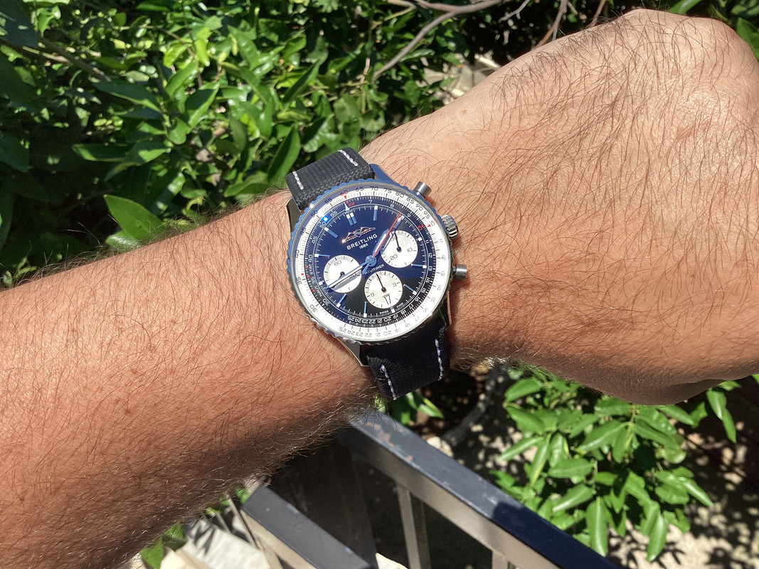 6CE37E79-DD7E-4C19-ADC9-994AC89A8244