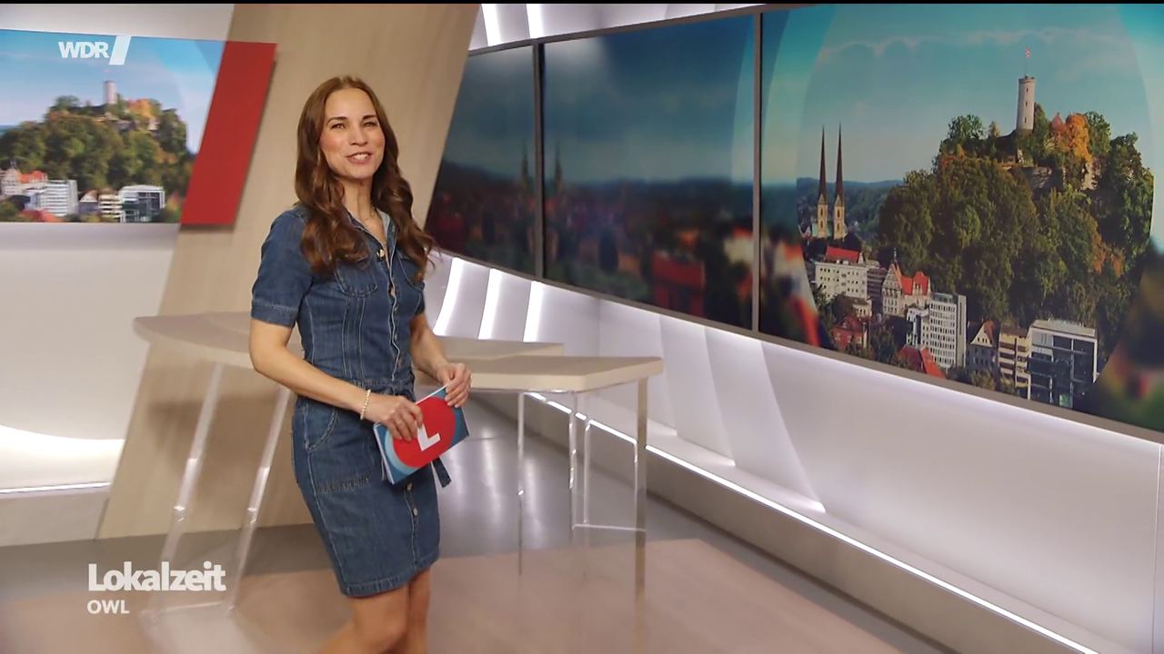 Kristina Sterz WDR Lokalzeit OWL 24 04 2026 90X Caps 05