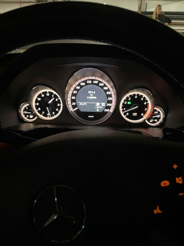 W212 - E350 2011/2011 Blindado R$ 85.000,00 Painel-escuro