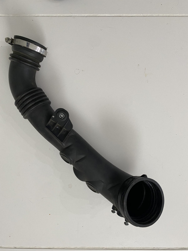 FCAE2A44-E574-416D-B933-F08AB9E13504