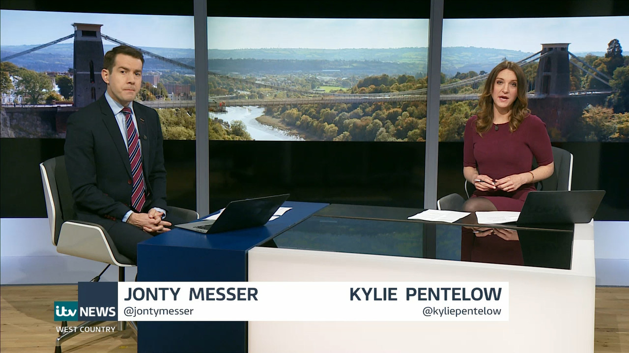 05.24 - 18.00.00 - ITV News London. The latest news in London and the....ts_snapshot_06.33.024