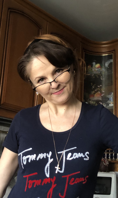 97933862-E63D-4121-9E4A-E56C661F6B6A