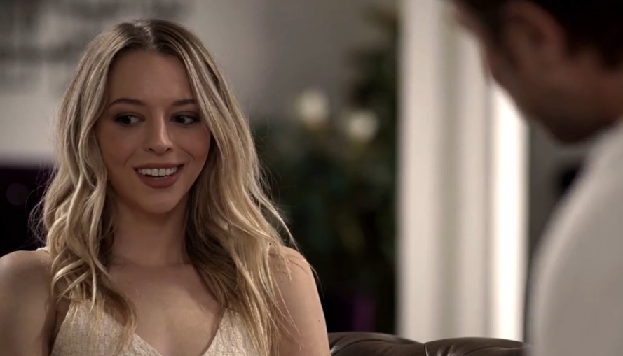 MissaX – Lily Larimar – Bad Roommate