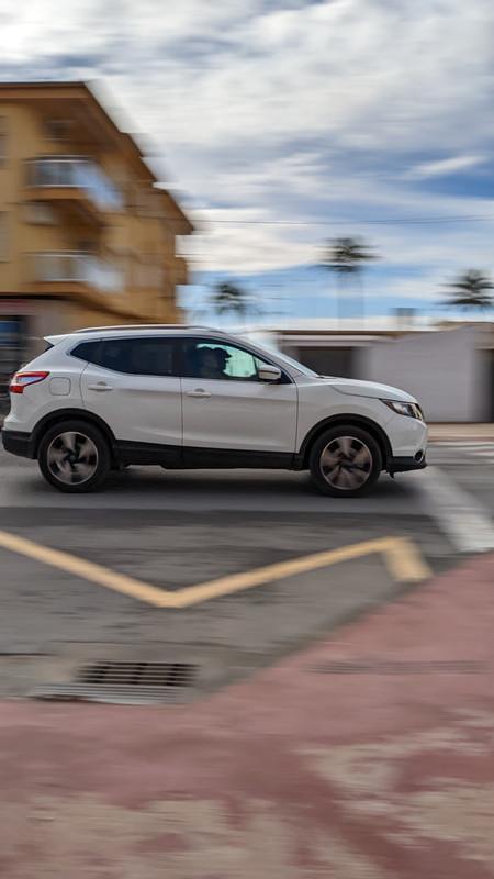 PXL_20221206_095605096.MOTION-01.COVER