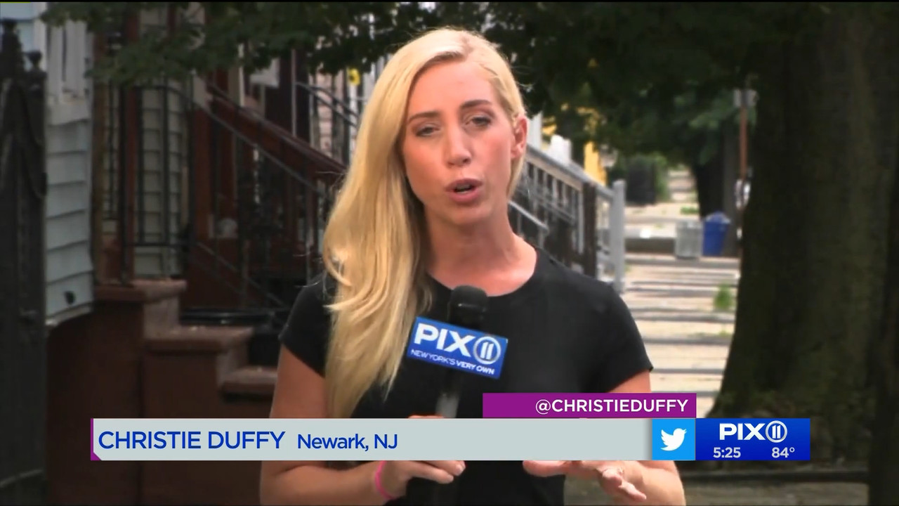 08.01 - 22.00.00 - PIX11 News at 5..ts_snapshot_00.31.26.378