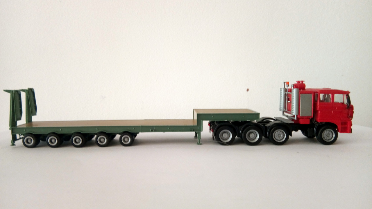 Mach (9047)