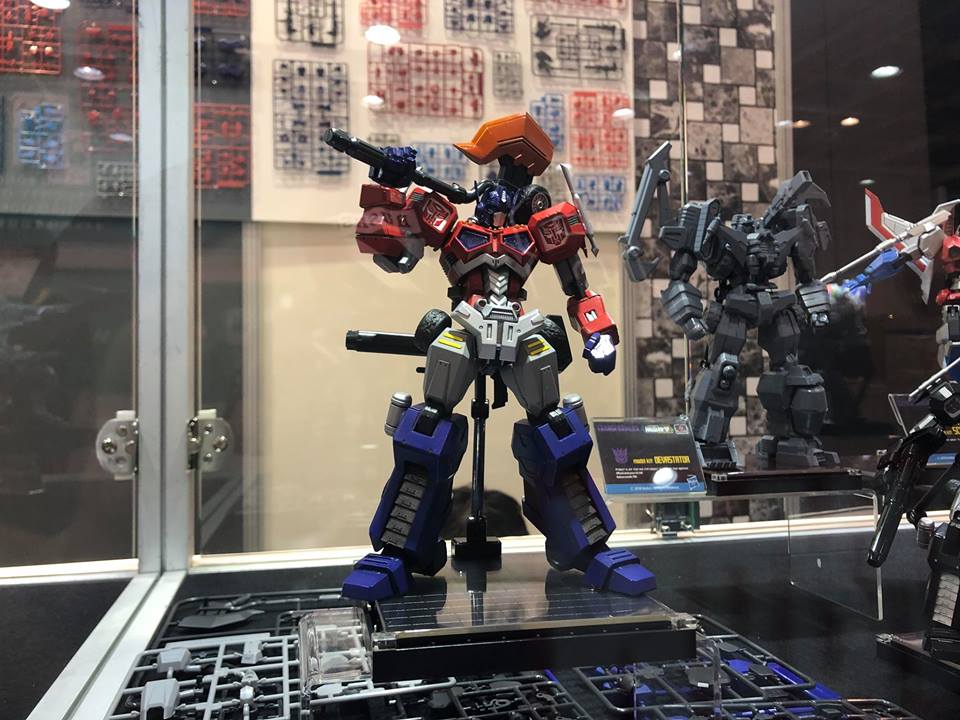 02-Flame-Toys-Furai-Molde-Optimus-Prime